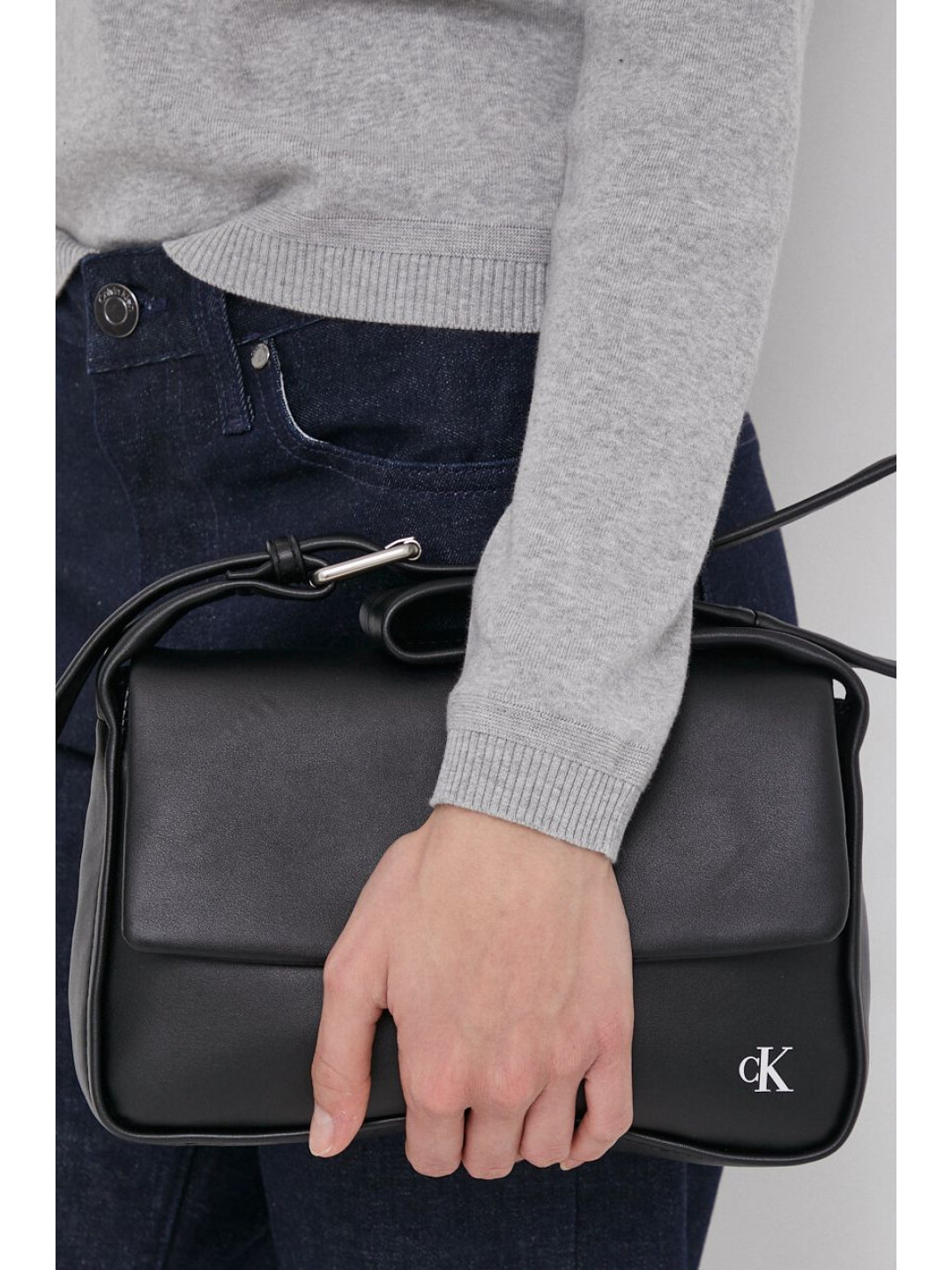 Kabelka Calvin Klein Jeans černá barva K60K611467
