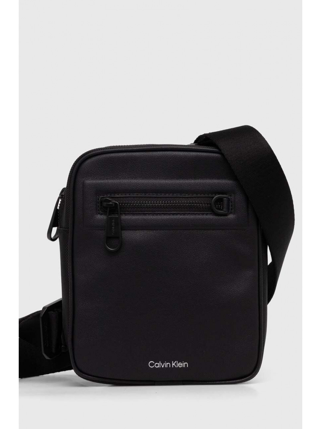 Ledvinka Calvin Klein černá barva K50K511222