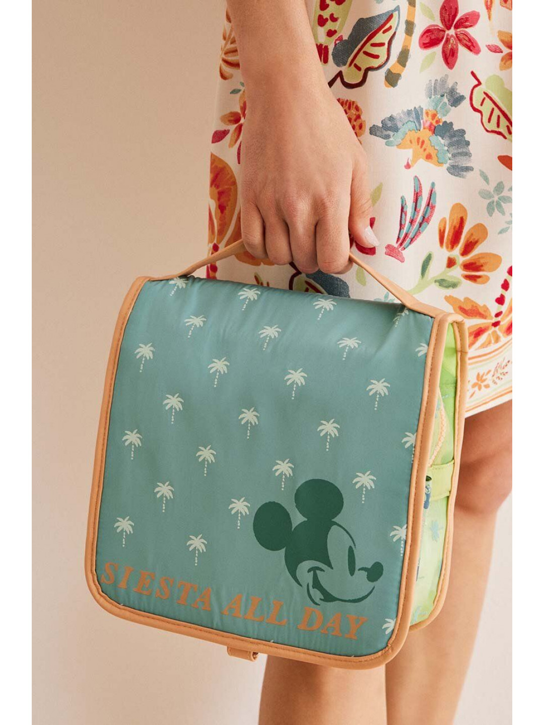 Kosmetická taška women secret Mickey zelená barva 4847892