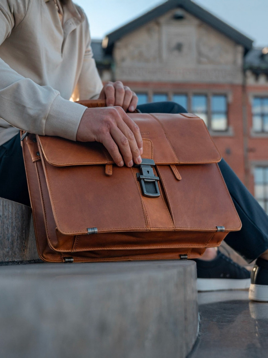 Pánská kožená aktovka The Chesterfield Brand Stutgart – koňak