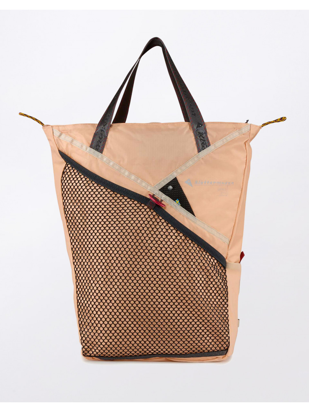 Klättermusen Gand Bag 23L Salmon