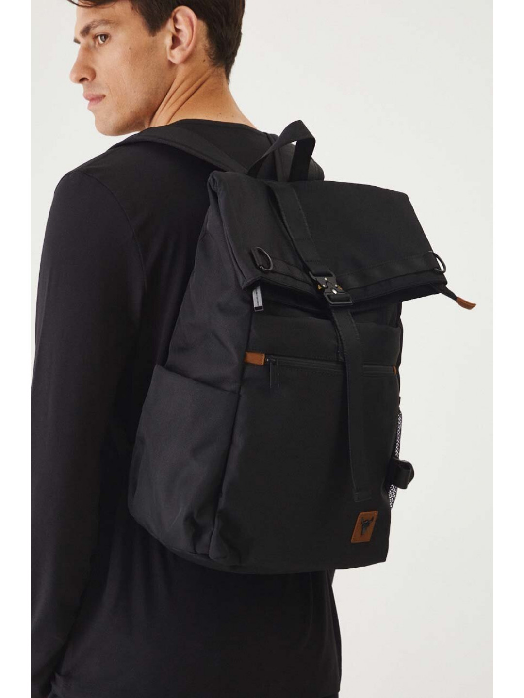 Batoh Medicine černá barva