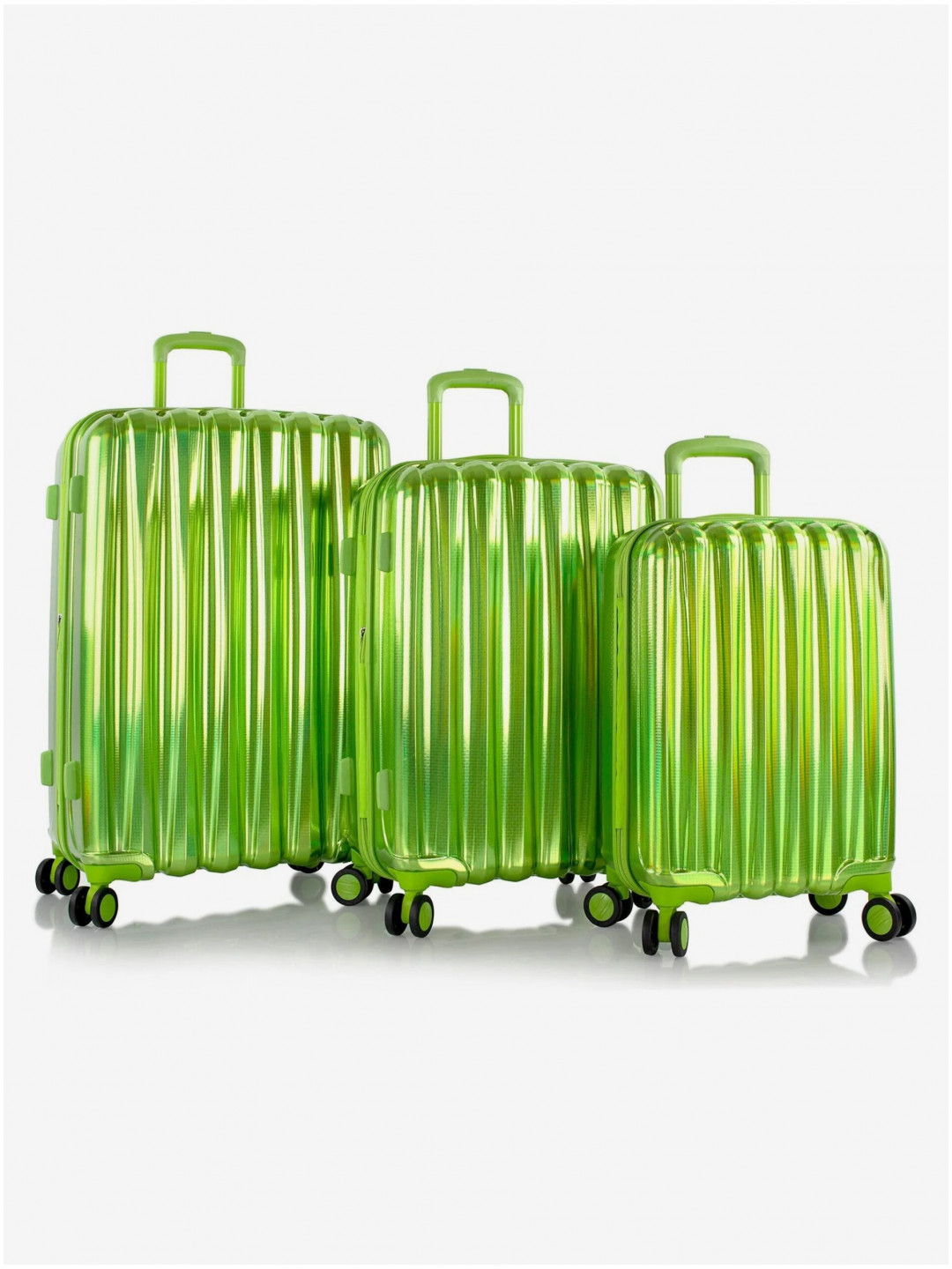 Sada tří cestovních kufrů ve světle zelené barvě Heys Astro S M L Green