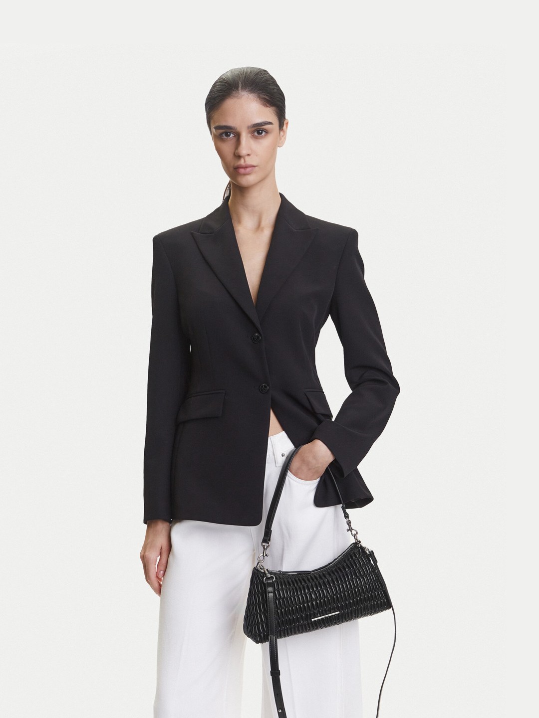 Kabelka Calvin Klein Jeans Ruched Layla Shoulder Bag LV04K3088G Černá