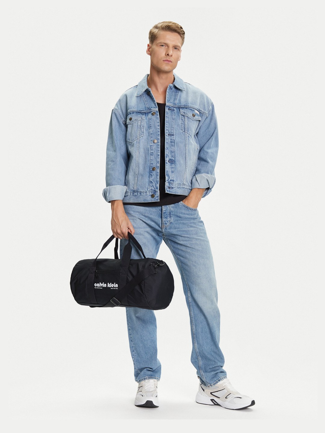 Sportovní taška Calvin Klein Jeans Ckj Graphic Ck Crossbody Duffle LV04G3163G Černá