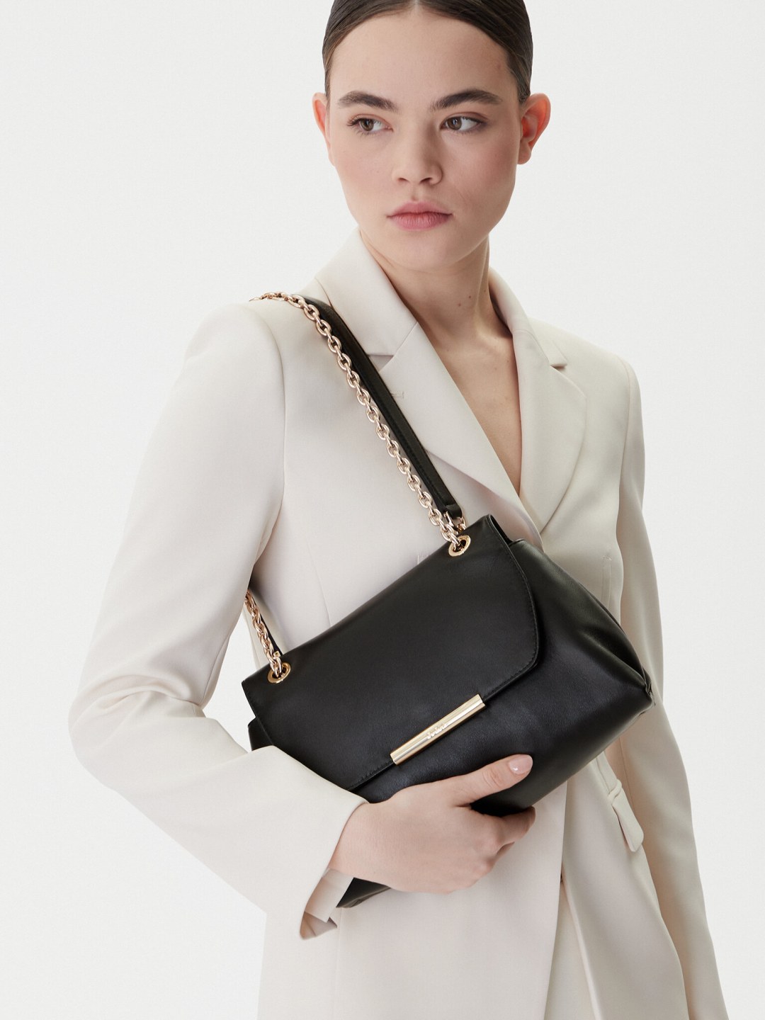 Kabelka Furla Nadia S WB01817 BX2269 CN O6000 Černá