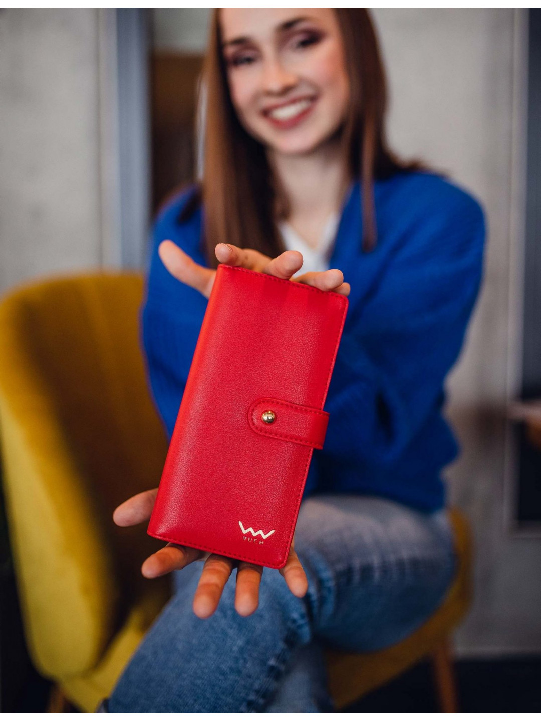 Výrazná dámská koženková peněženka VUCH Laita červená