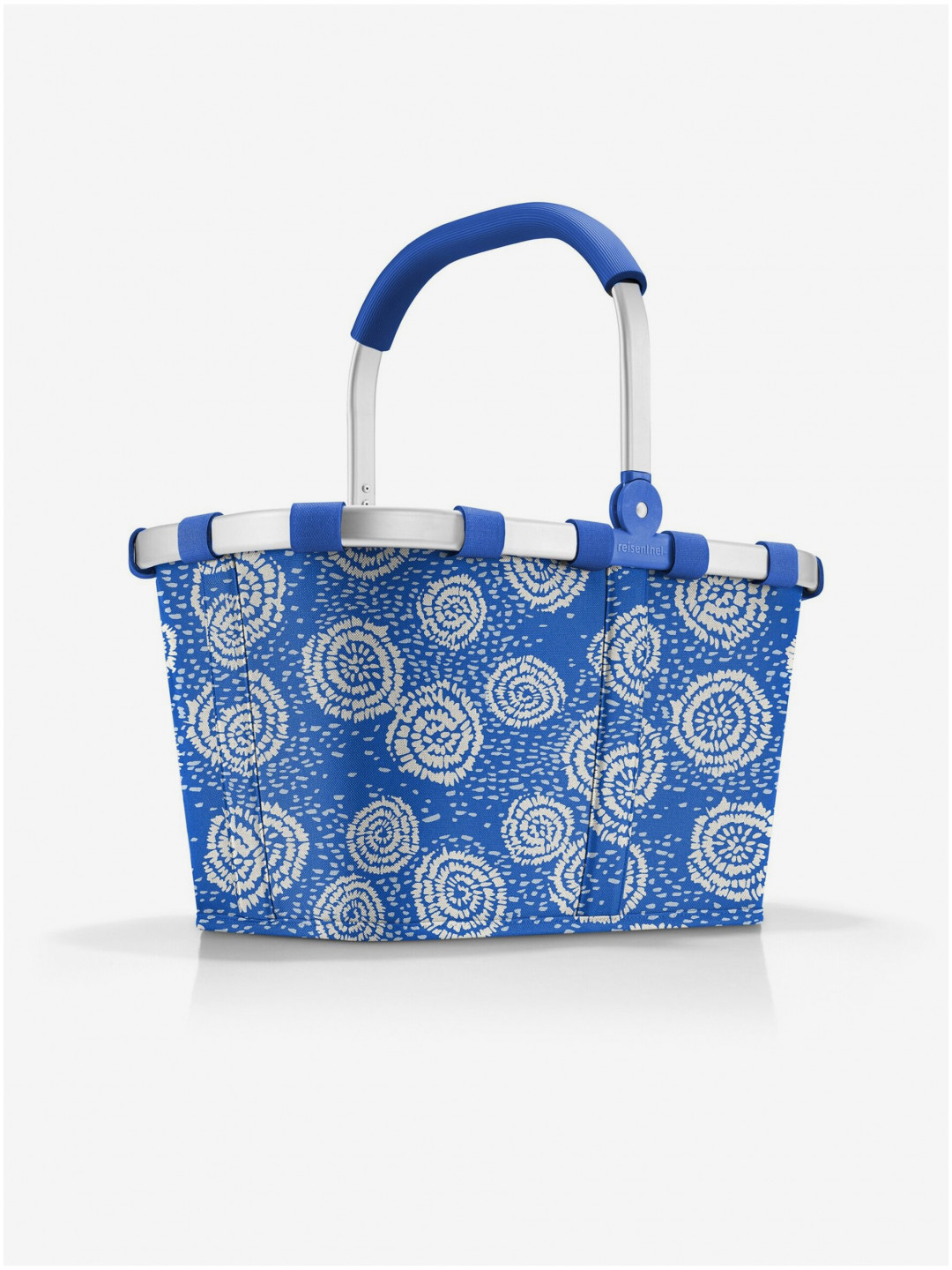 Modrý vzorovaný nákupní košík Reisenthel Carrybag Batik Strong Blue